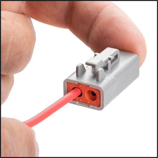 Plug housing socket terminals: step 3